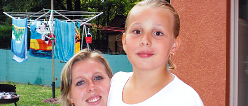 La mère de la jeune fille éjectée d’un manège de fête foraine à